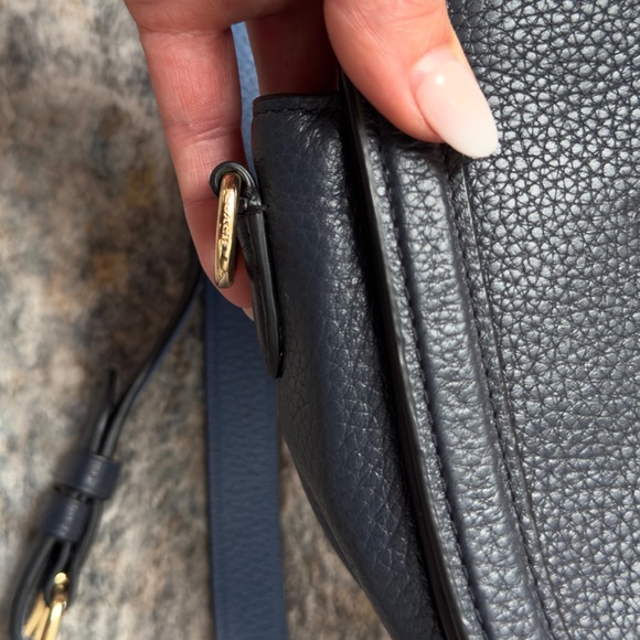 Navy Coach saddle bag with horse & carriage - Picture 8 of 9